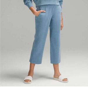 Lululemon Utility Blue Softstreme pants NWT